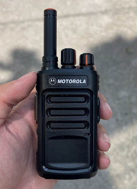 Bộ đàm Motorola XIR-C6650 - Công xuất 12W cự ly  - Pin 4700mAh thời lượng 18h